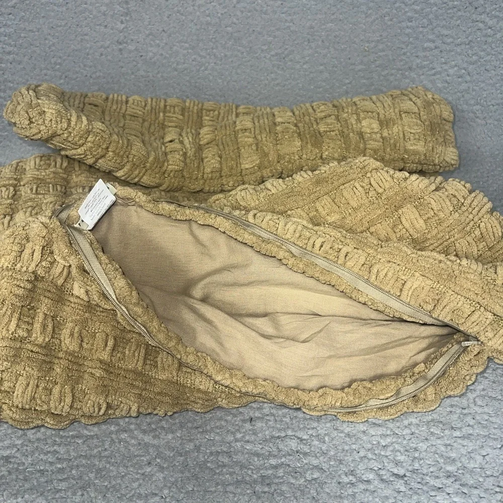 Lot of 2 Pottery Barn Pillow Covers Size 20x20 Ochre Fuzzy Basketweave Chenille